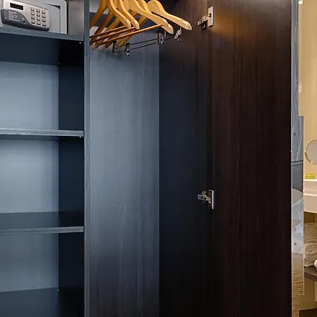 Garden-elysee Hotel Paris