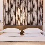 Garden-elysee Hotel 4*