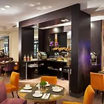 Garden-elysee Hotel Paris