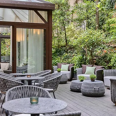 Garden-elysée Hotel Paris