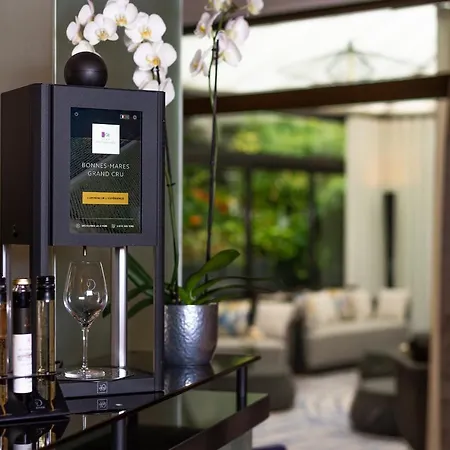 Garden-elysee 4*