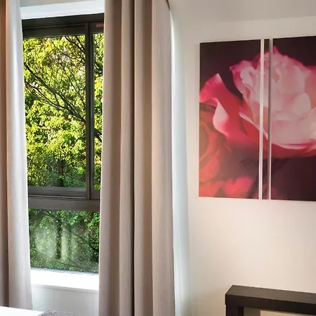 Garden-elysee 4* Paris