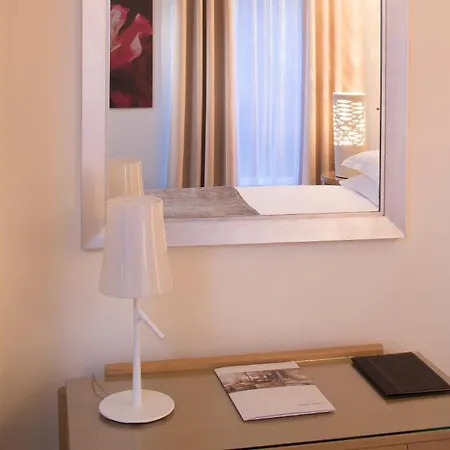 Garden-elysee 4*