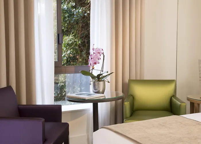 Garden-elysee 4* Parijs