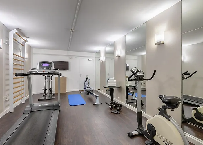 Garden-elysee 4* Parijs