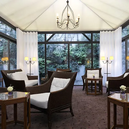 Hotel Garden-elysée París