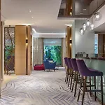 Garden-elysee 4*