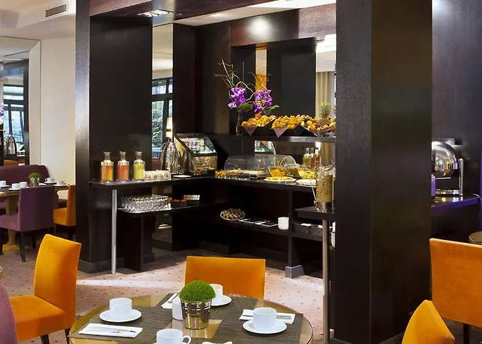 Garden-elysee 4*
